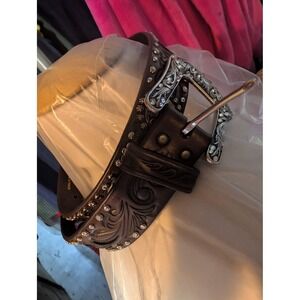 Ariat Womens Brown Leather Tooled Western Belt Rhinestone Buckle A1518602 M